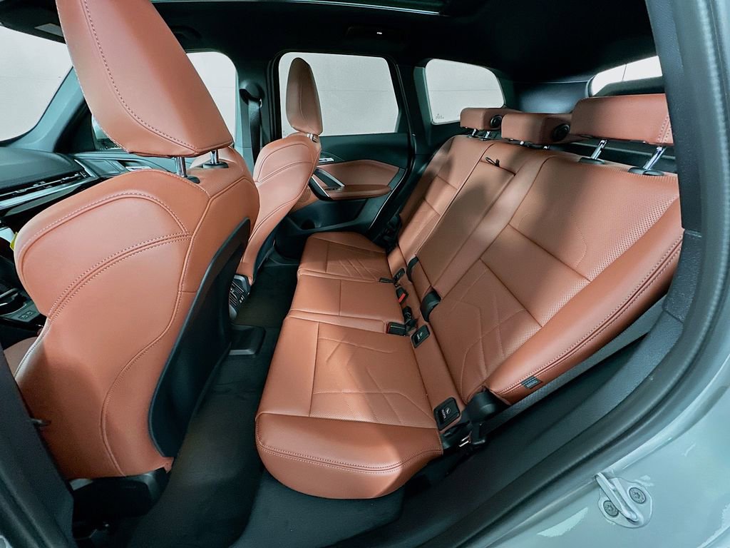 Used 2026 BMW X1 xDrive28i w/ Technology Package image 30