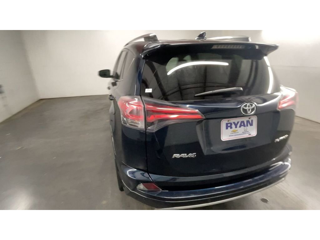 Used 2018 Toyota RAV4 Platinum image 7