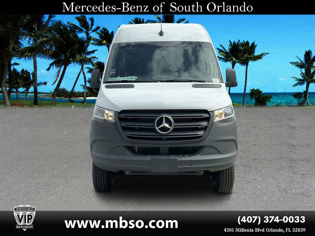 Used 2023 Mercedes-Benz Sprinter 2500 image 6