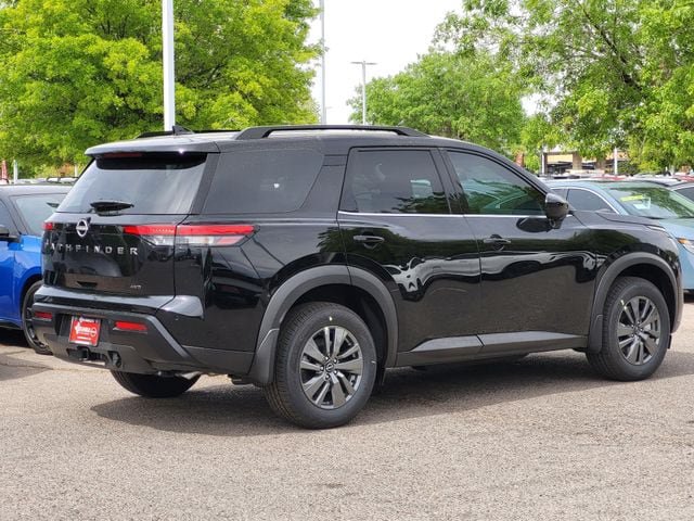 New 2026 Nissan Pathfinder SV w/ SV Premium Package AWD/4WD image 4