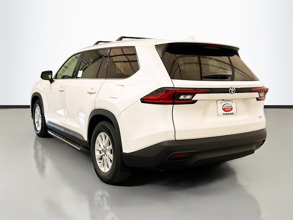 New 2025 Toyota Grand Highlander FWD image 6