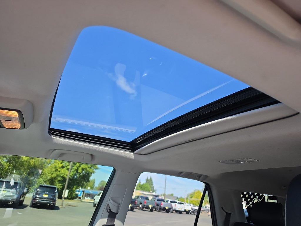 Used 2019 Toyota 4Runner SR5 Premium AWD/4WD image 12
