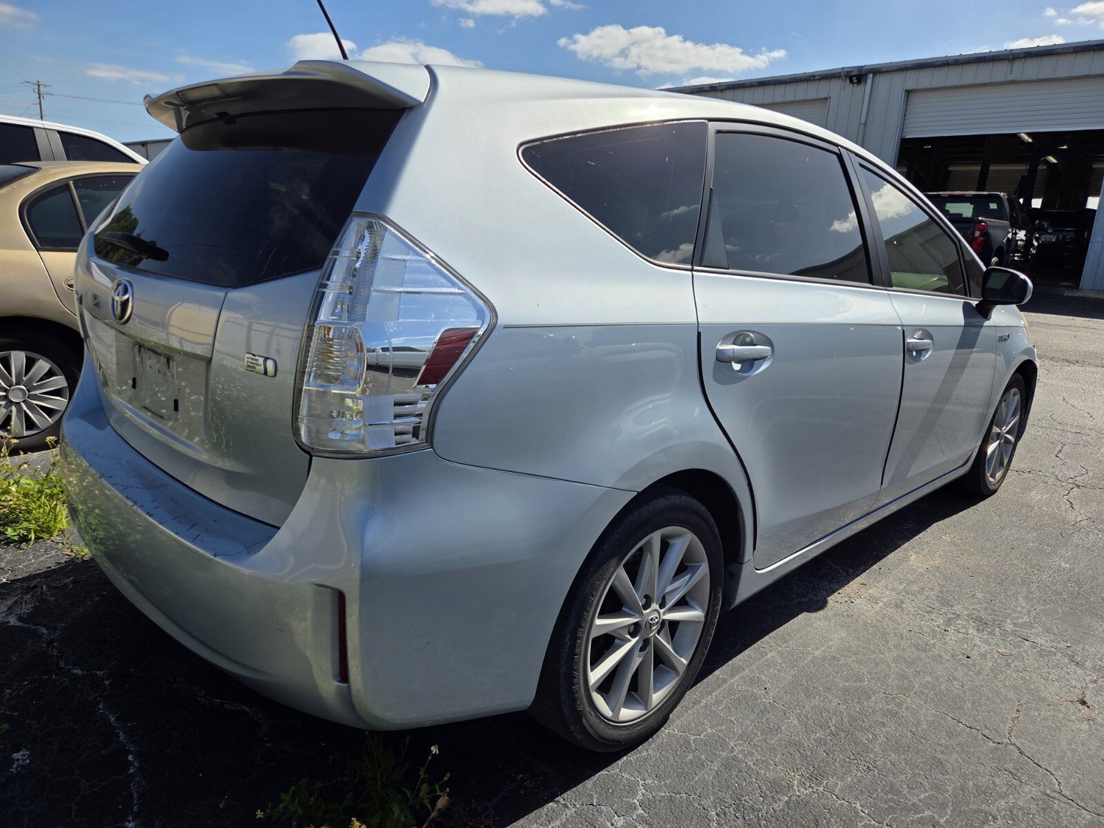Used 2013 Toyota Prius V Five FWD image 3