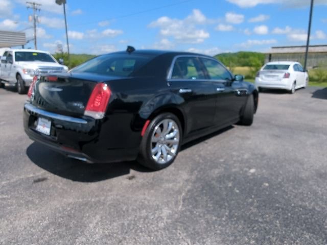 Used 2015 Chrysler 300 C w/ Light Group RWD image 9