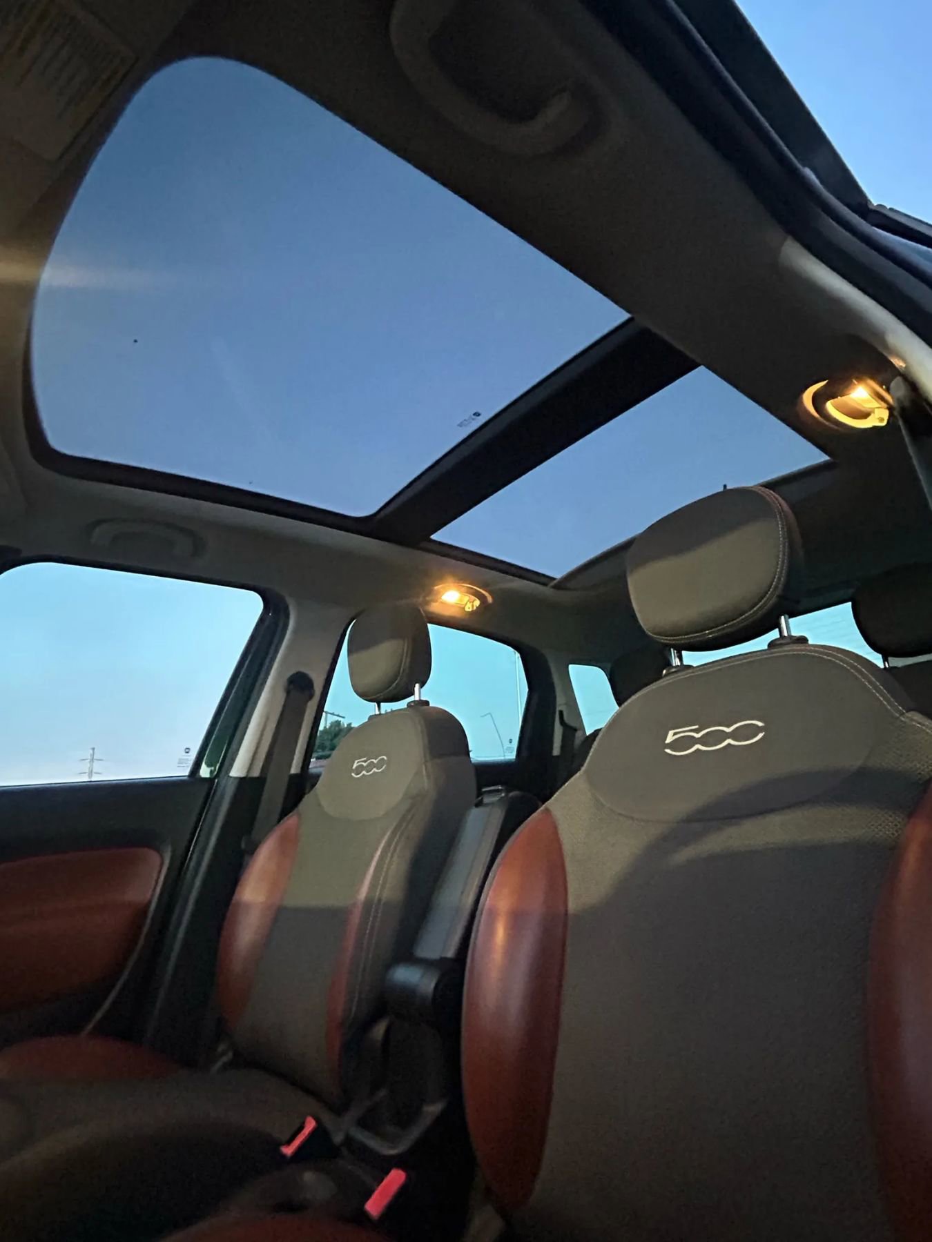 Used 2014 FIAT 500L Trekking w/ Popular Equipment Group image 7