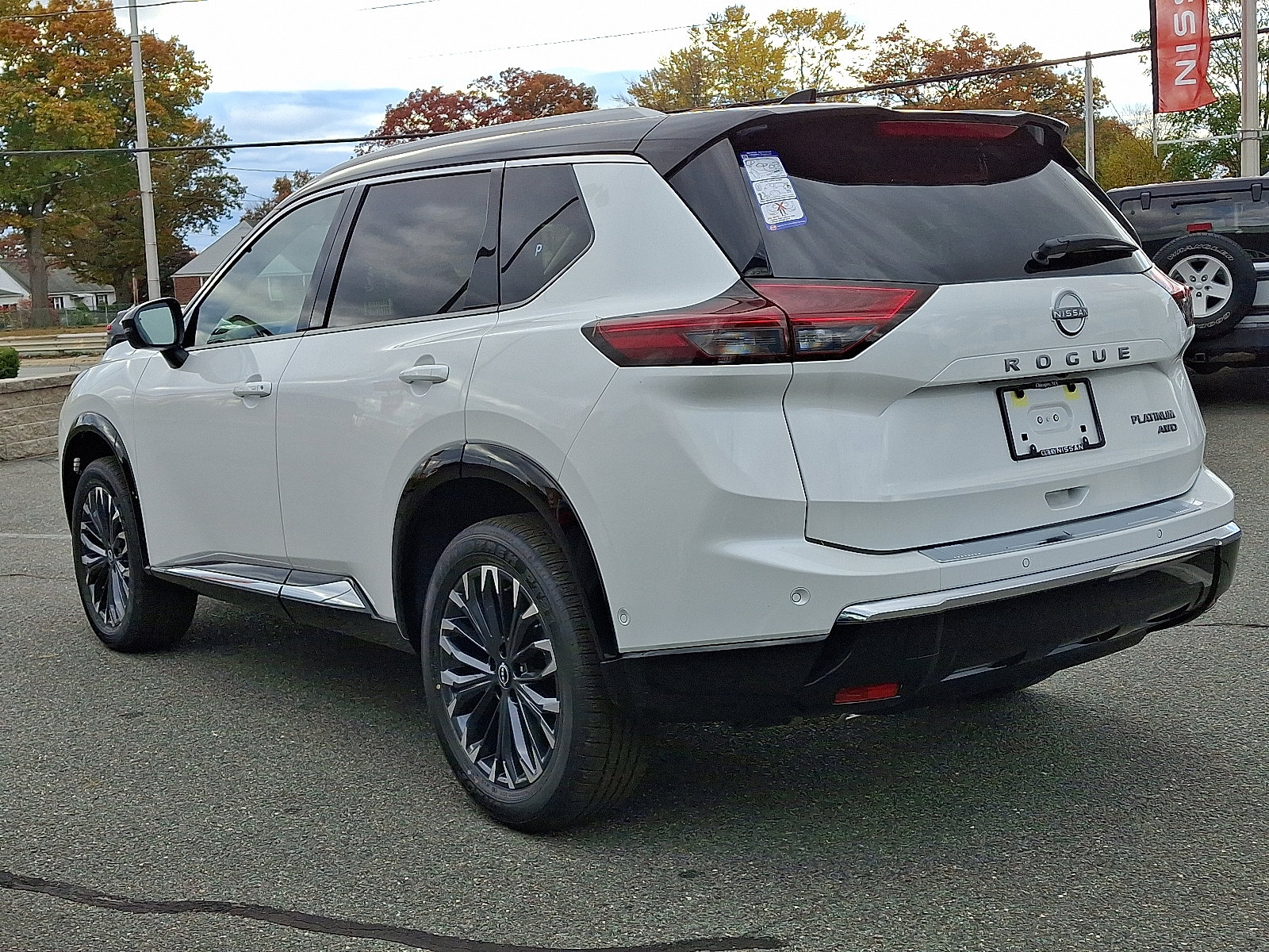 New 2026 Nissan Rogue Platinum image 3
