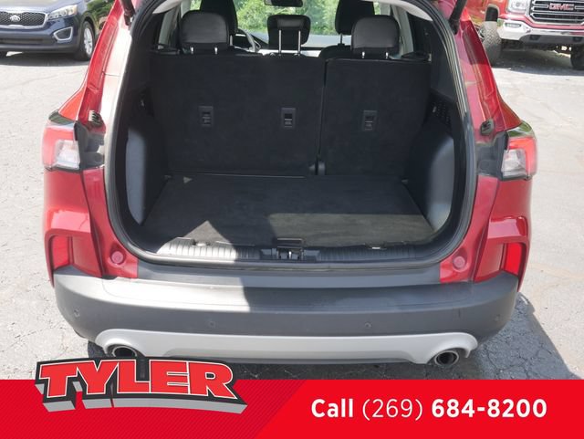Used 2022 Ford Escape SEL w/ Technology Package AWD/4WD image 18