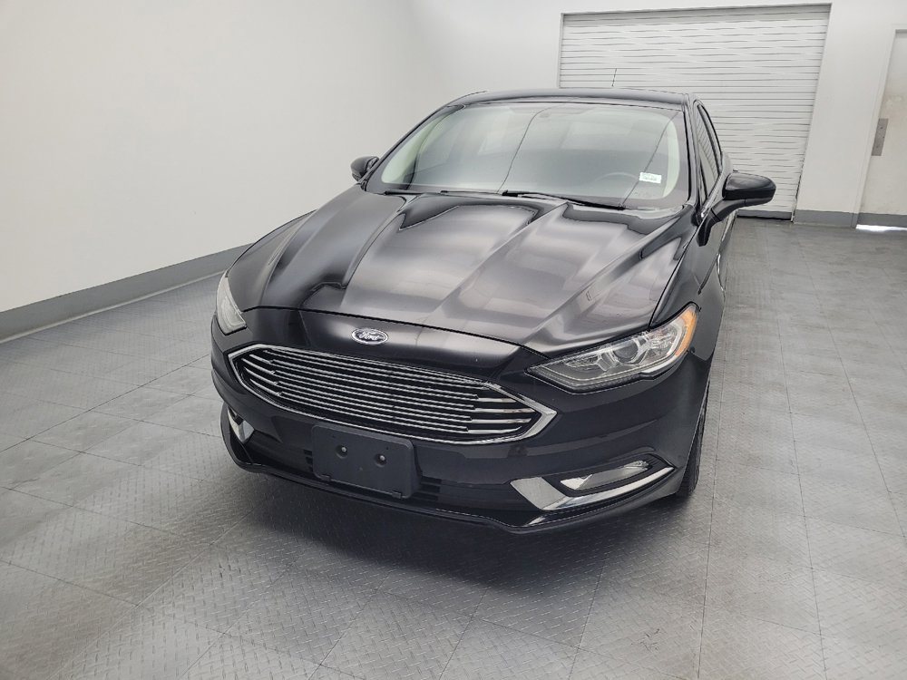 Used 2018 Ford Fusion SE w/ Equipment Group 201A FWD image 15