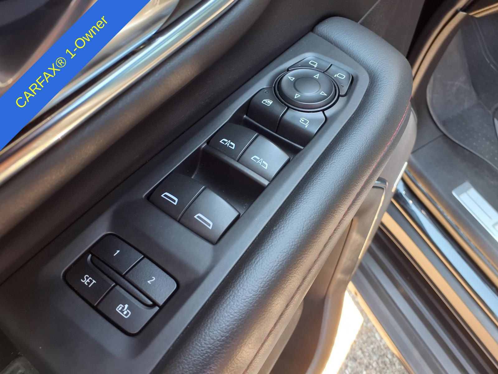 Used 2023 Chevrolet Suburban RST w/ Luxury Package AWD/4WD image 17