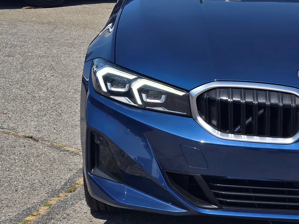 Used 2024 BMW 330i Sedan RWD image 3