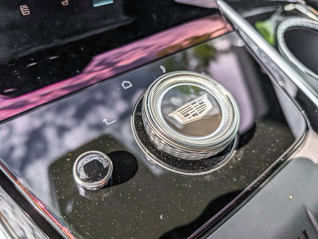 New 2026 Cadillac Escalade IQ Luxury 2 image 30