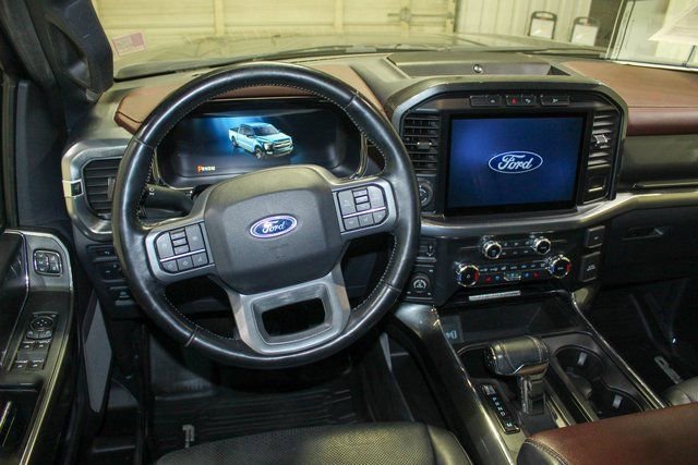 Used 2022 Ford F150 Lariat image 11