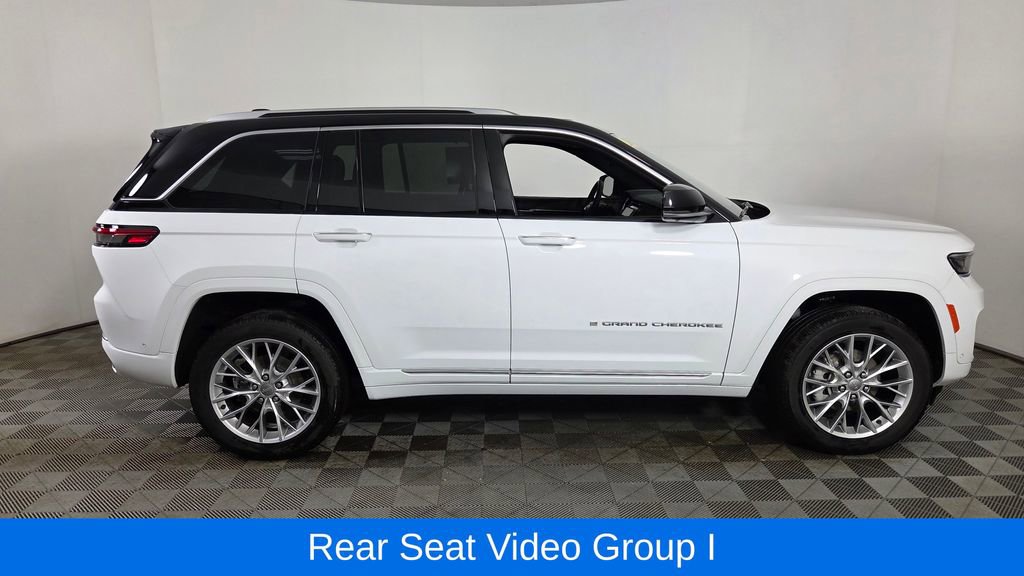 Used 2023 Jeep Grand Cherokee Summit w/ Adv Protech Group IV AWD/4WD image 10