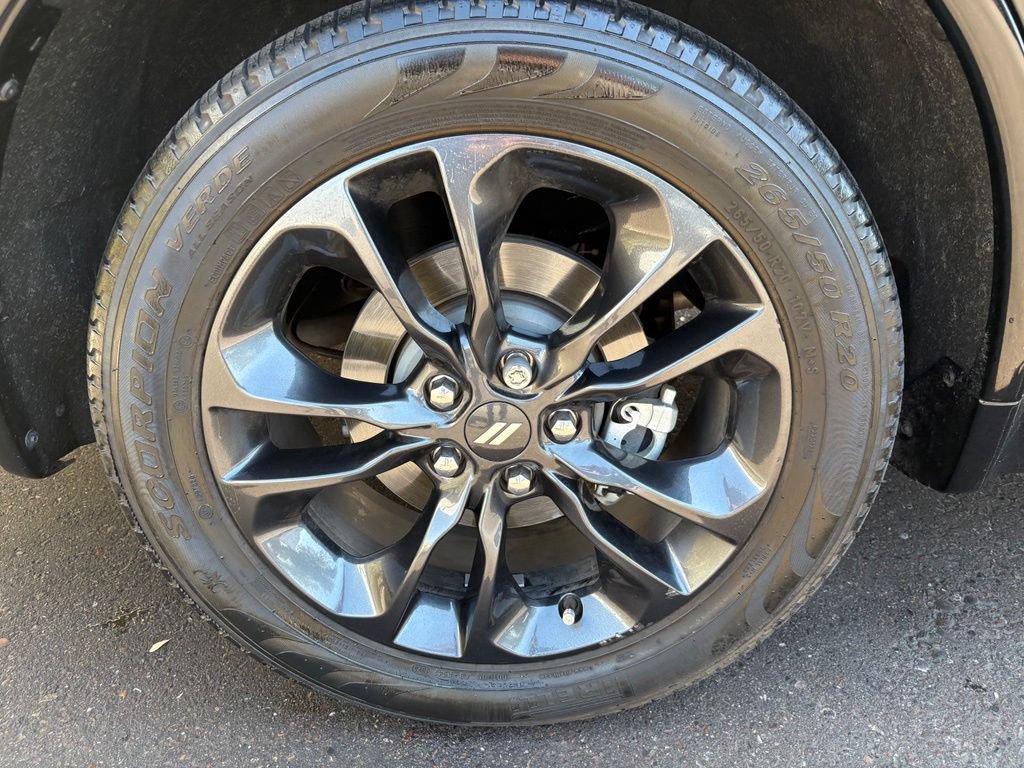 Certified 2023 Dodge Durango R/T RWD image 7