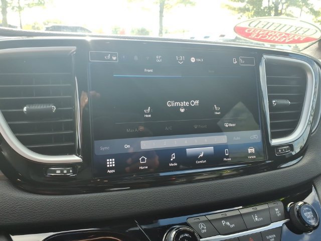 Certified 2025 Chrysler Pacifica Select FWD image 15