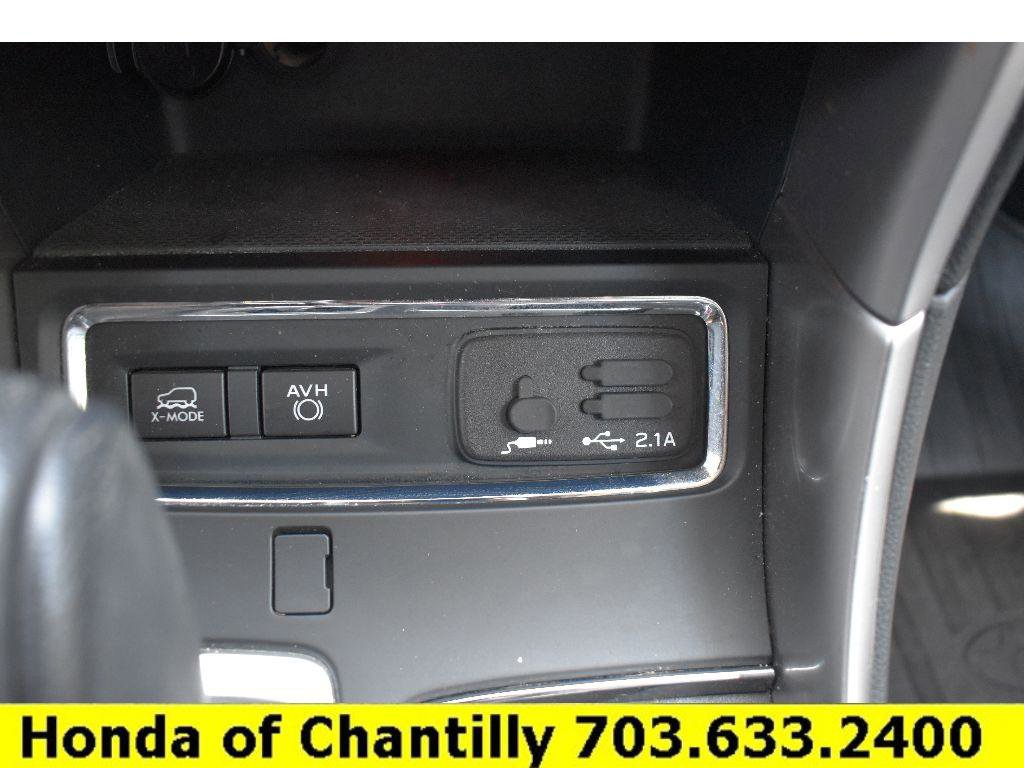 Used 2020 Subaru Ascent Limited w/ Technology Package AWD/4WD image 18