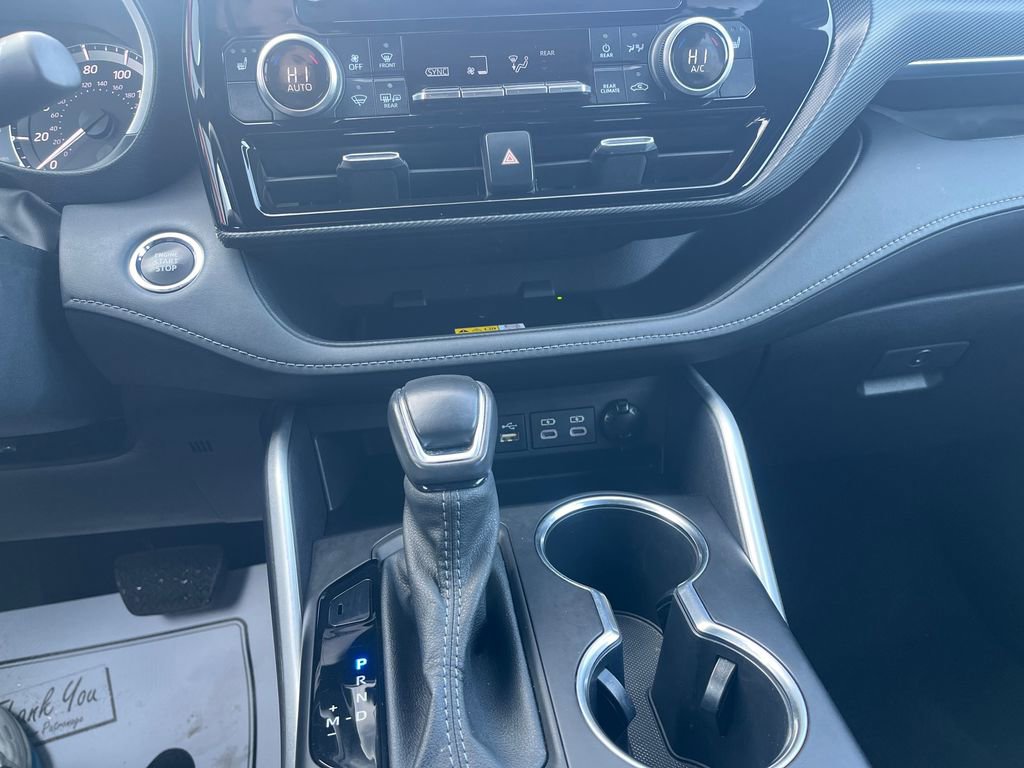 Used 2023 Toyota Highlander XSE image 23