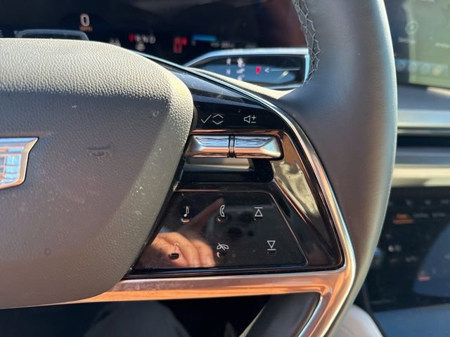 Used 2026 Cadillac Vistiq Luxury image 17