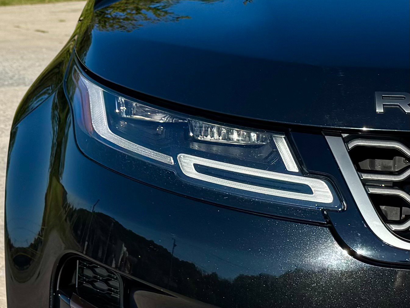 Used 2020 Land Rover Range Rover Evoque R-Dynamic SE image 89