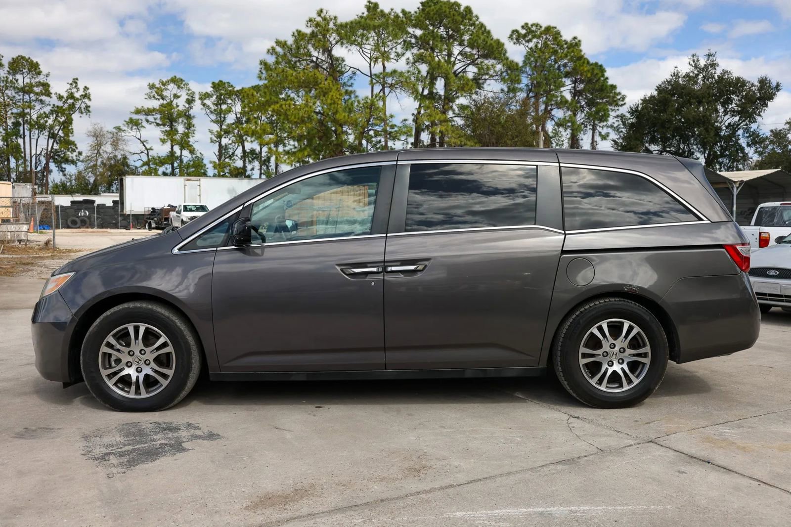Used 2012 Honda Odyssey EX-L image 3