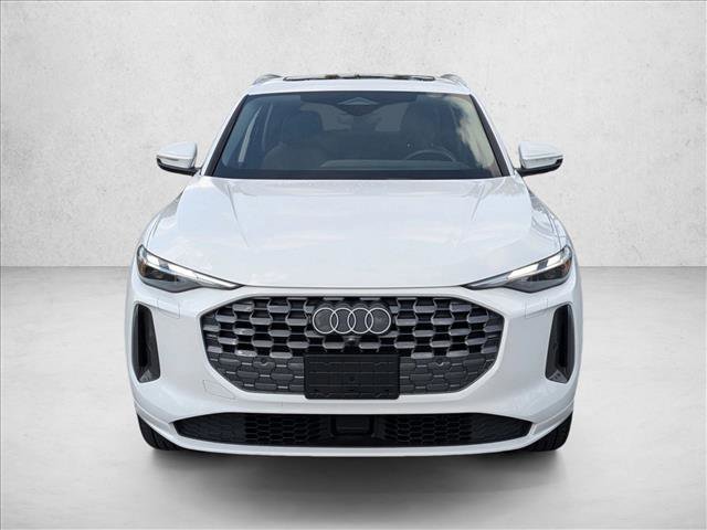 Certified 2025 Audi Q5 Premium w/ Convenience Package image 2