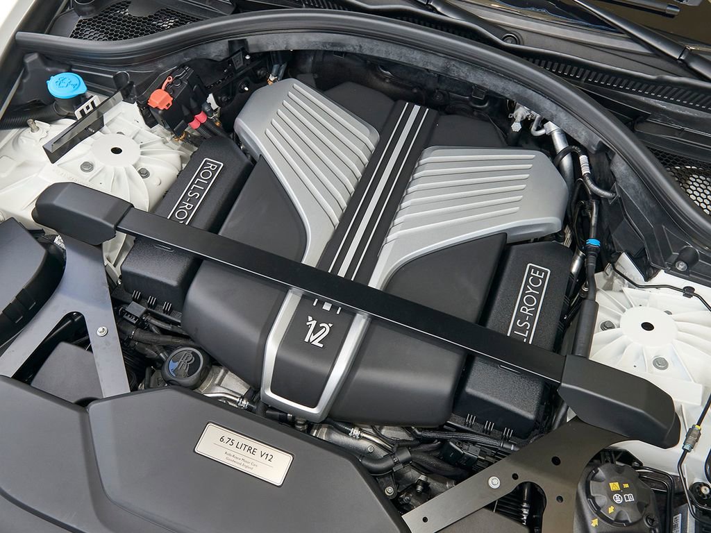 Certified 2025 Rolls-Royce Cullinan image 25