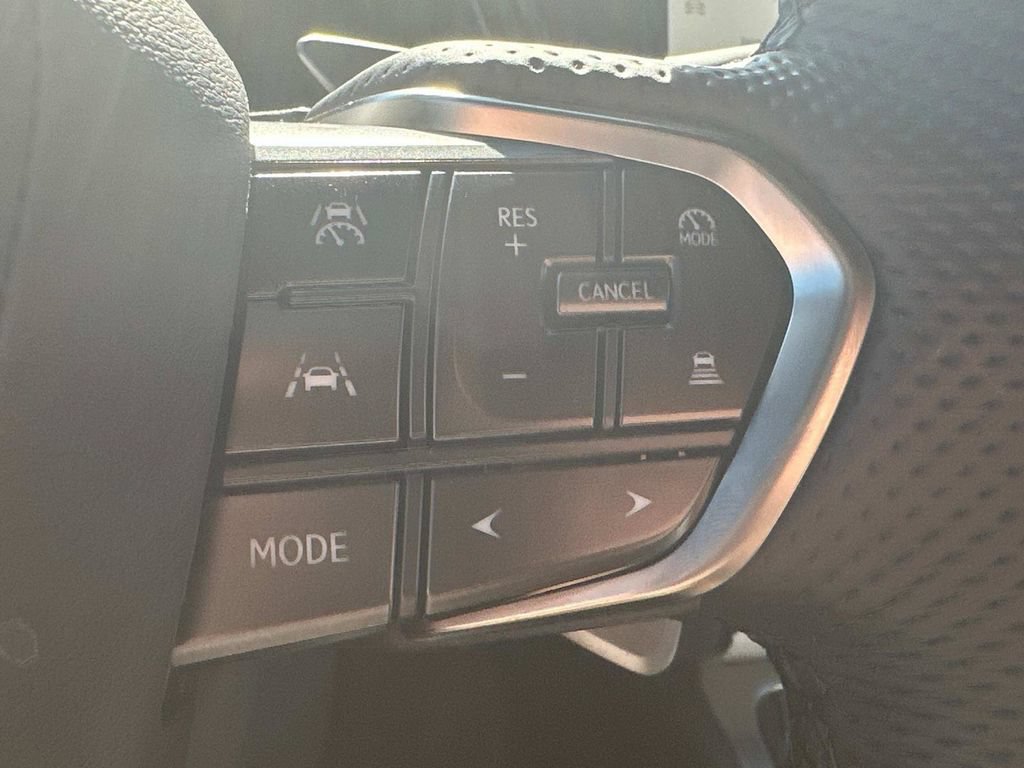 New 2025 Lexus TX 500h AWD image 27
