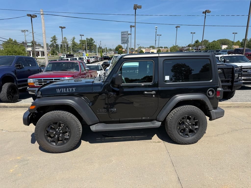 Used 2022 Jeep Wrangler Sport AWD/4WD image 9