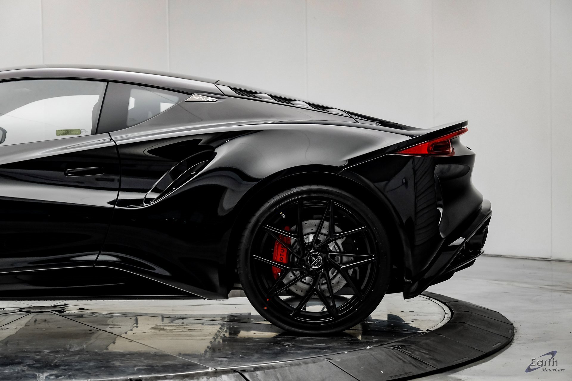 New 2026 Lotus Emira SE image 8