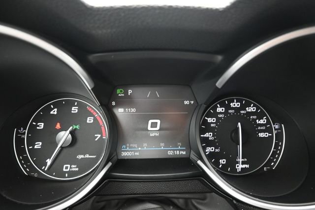Used 2023 Alfa Romeo Stelvio Ti AWD/4WD image 24
