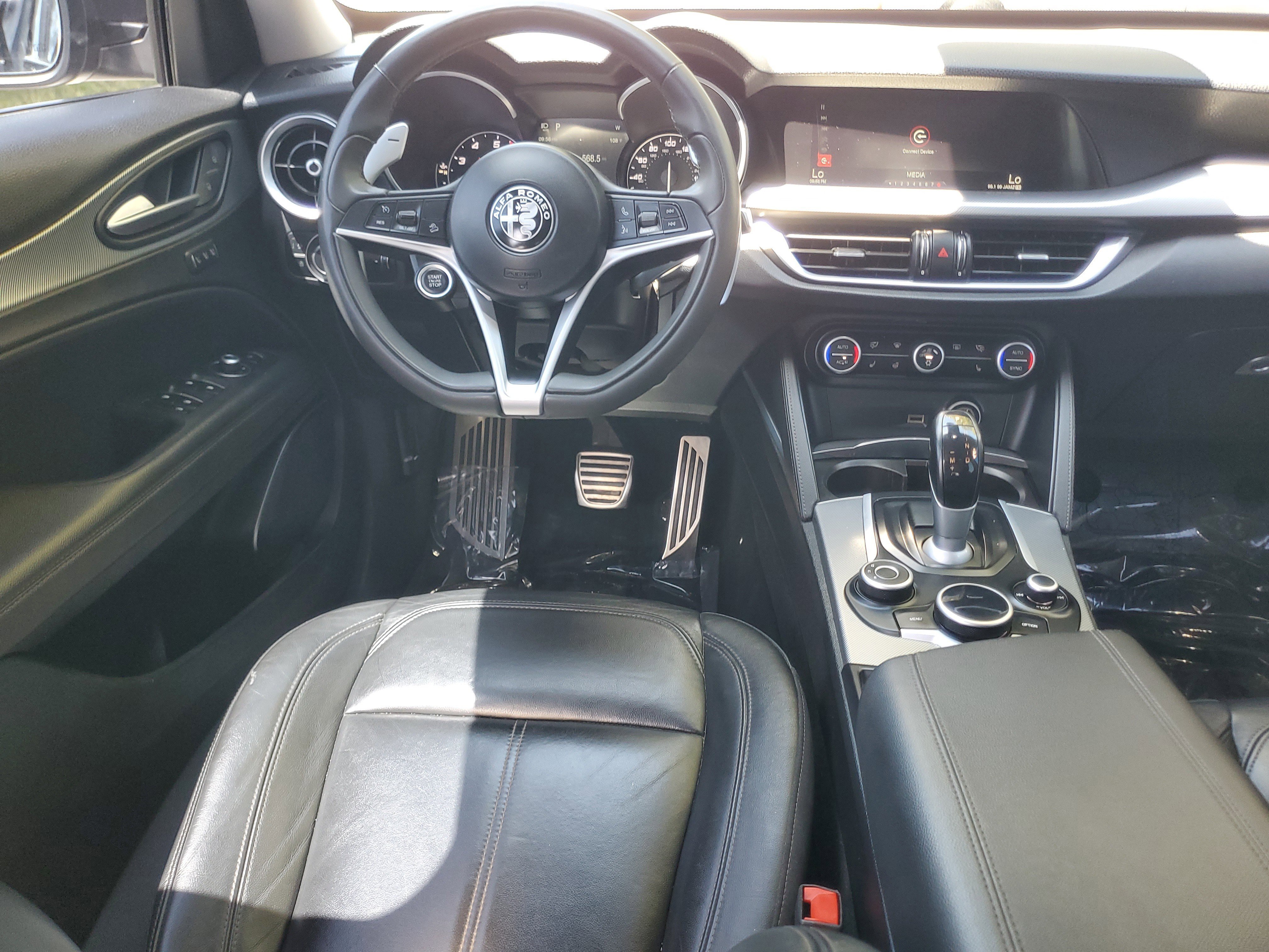 Used 2018 Alfa Romeo Stelvio Sport w/ Quick Order Package 22J Sport image 16