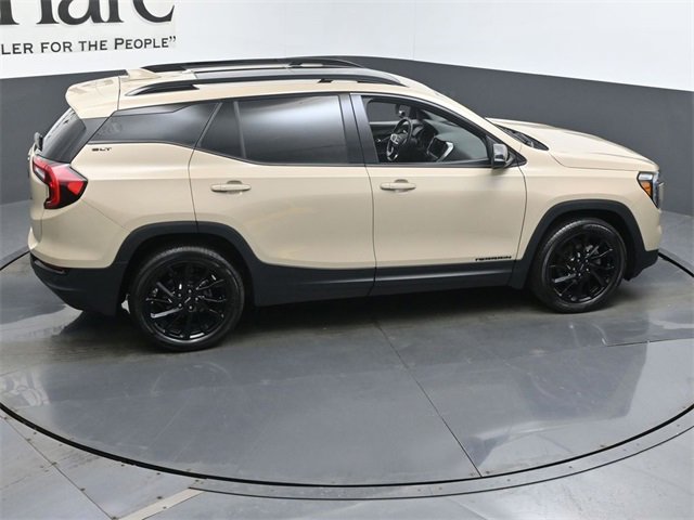 Used 2023 GMC Terrain SLT w/ Elevation Edition image 38