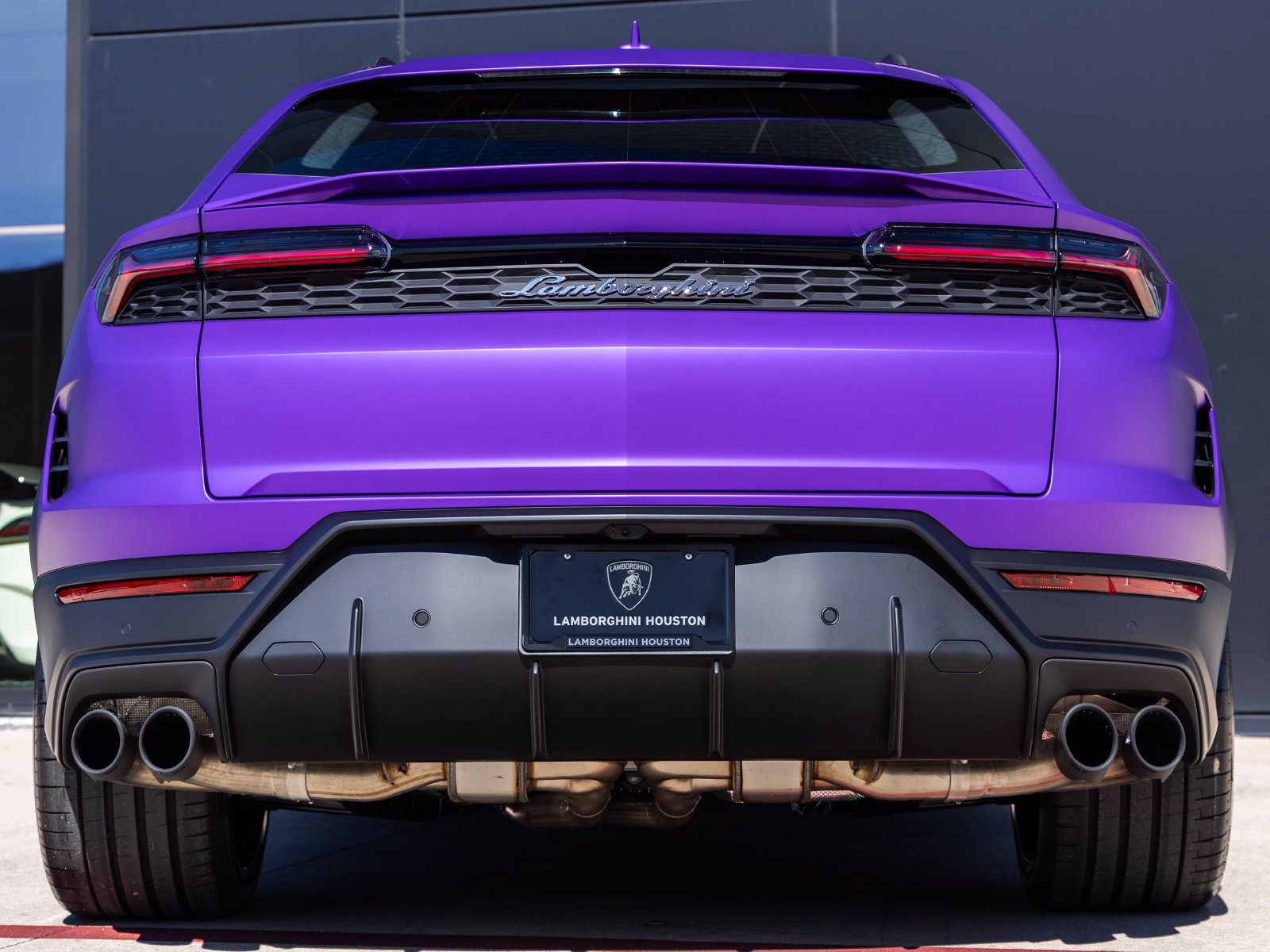 Used 2025 Lamborghini Urus S AWD/4WD image 7