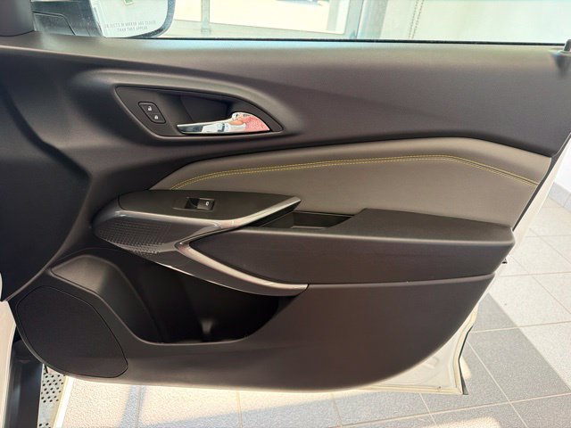 Certified 2024 Chevrolet Trax ACTIV w/ Sunroof Package FWD image 12
