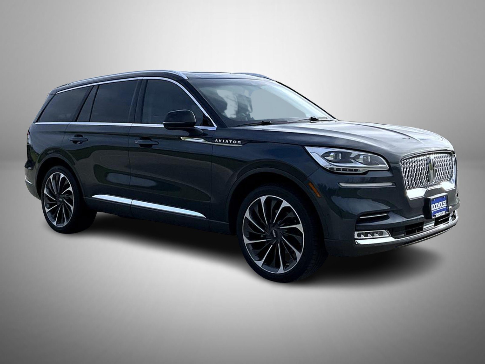 Certified 2022 Lincoln Aviator Reserve w/ Equipment Group 201A AWD/4WD image 3