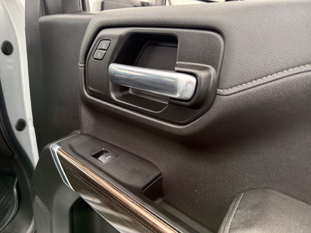 Used 2022 Chevrolet Silverado 1500 LT Trail Boss w/ Bed Protection Package AWD/4WD image 41