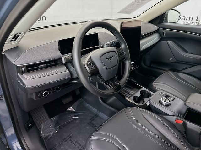 Used 2023 Ford Mustang Mach-E Premium image 9