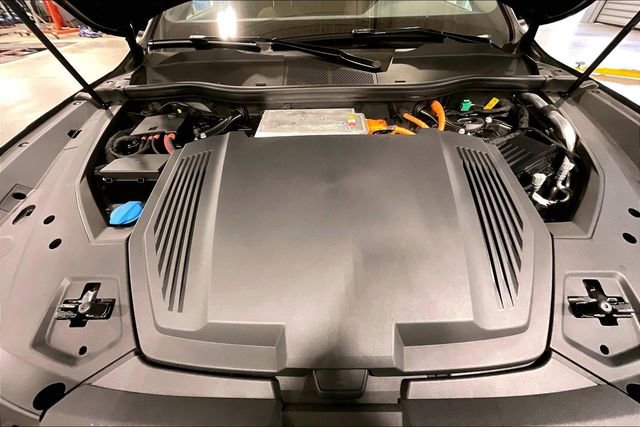 Used 2023 Audi e-tron Premium w/ Convenience Plus Package image 10