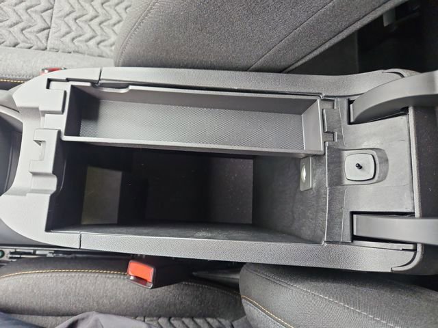 Used 2024 Chevrolet Equinox LT image 25