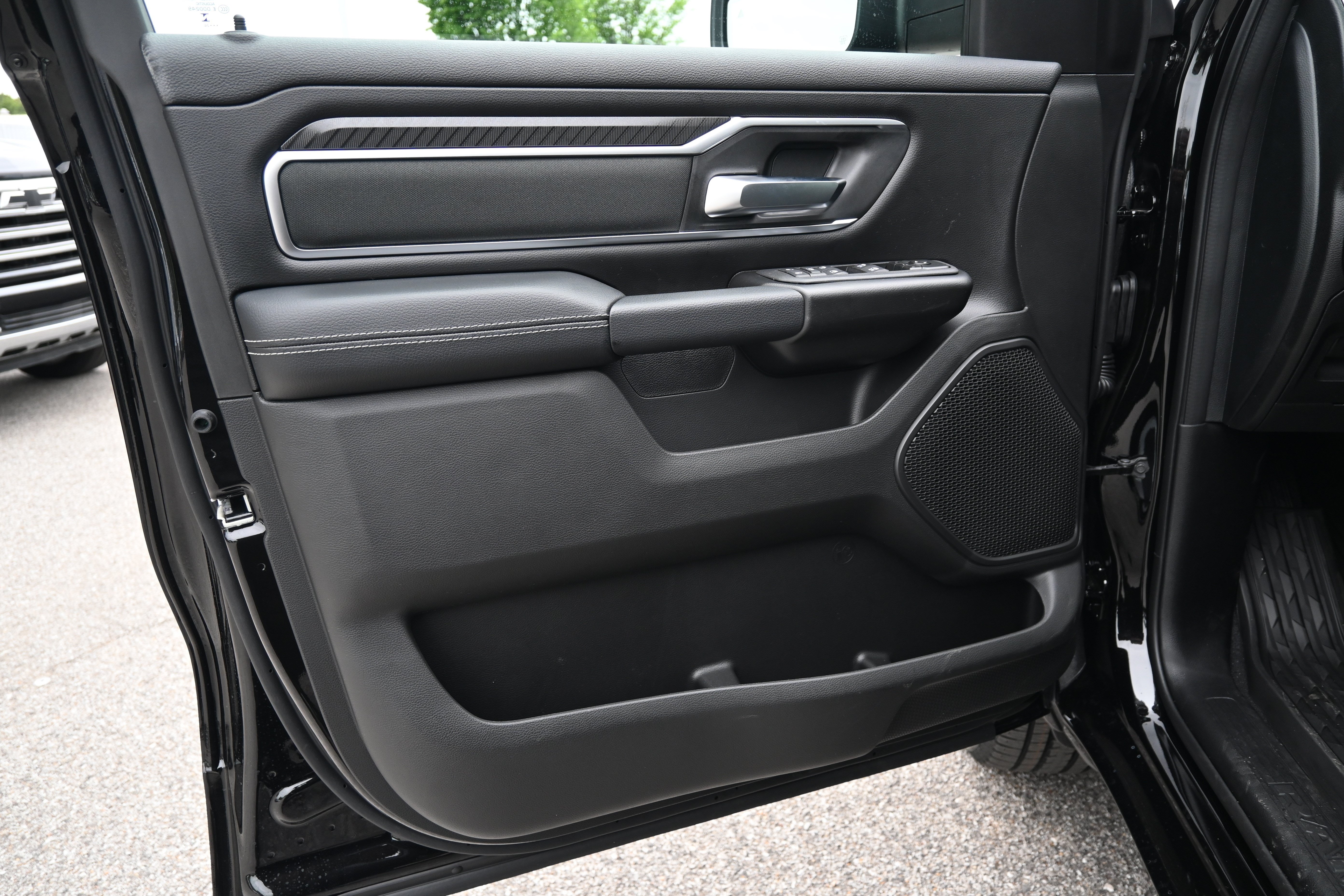 New 2026 RAM 1500 Big Horn AWD/4WD image 14