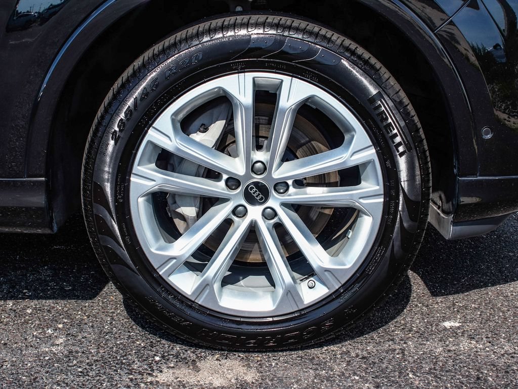 Used 2025 Audi Q7 2.0T Premium w/ Convenience Package AWD/4WD image 7