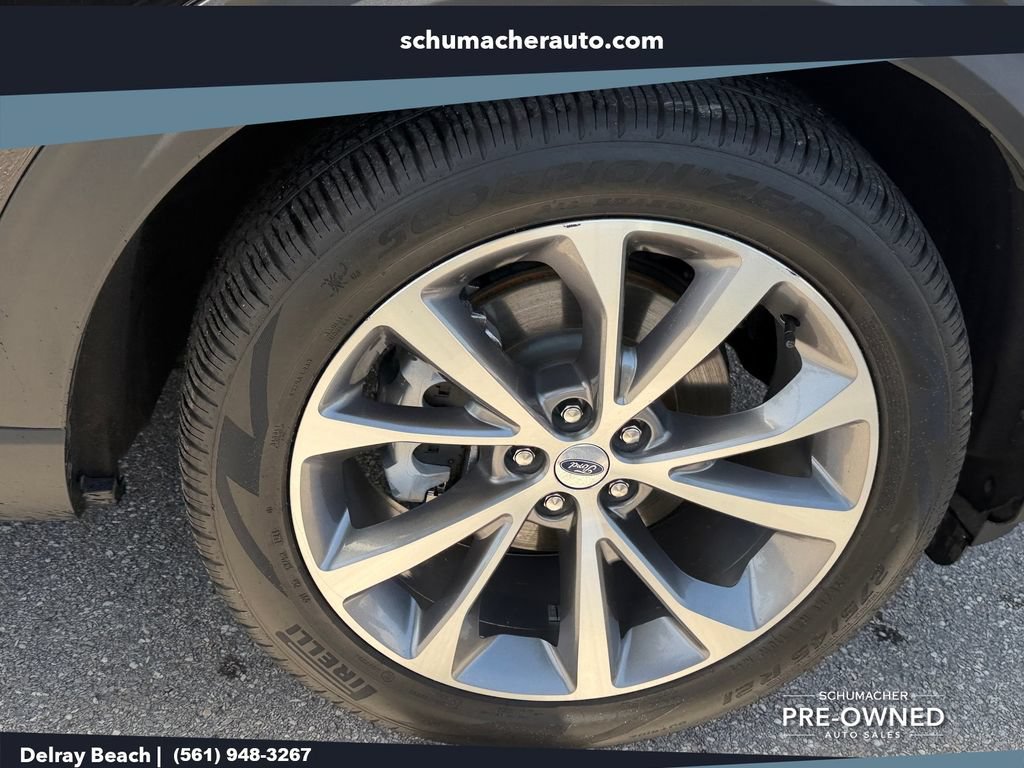Used 2025 Ford Explorer Platinum w/ Ultimate Package RWD image 16