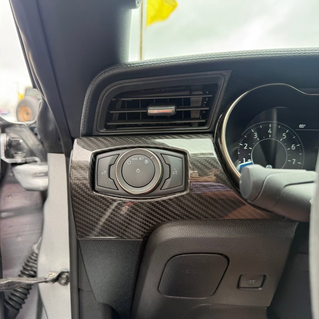 Used 2021 Ford Mustang Shelby GT500 w/ Technology Package image 22