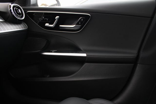 New 2025 Mercedes-Benz C 300 4MATIC Sedan image 28