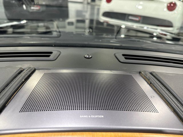 Used 2011 Aston Martin Rapide image 78