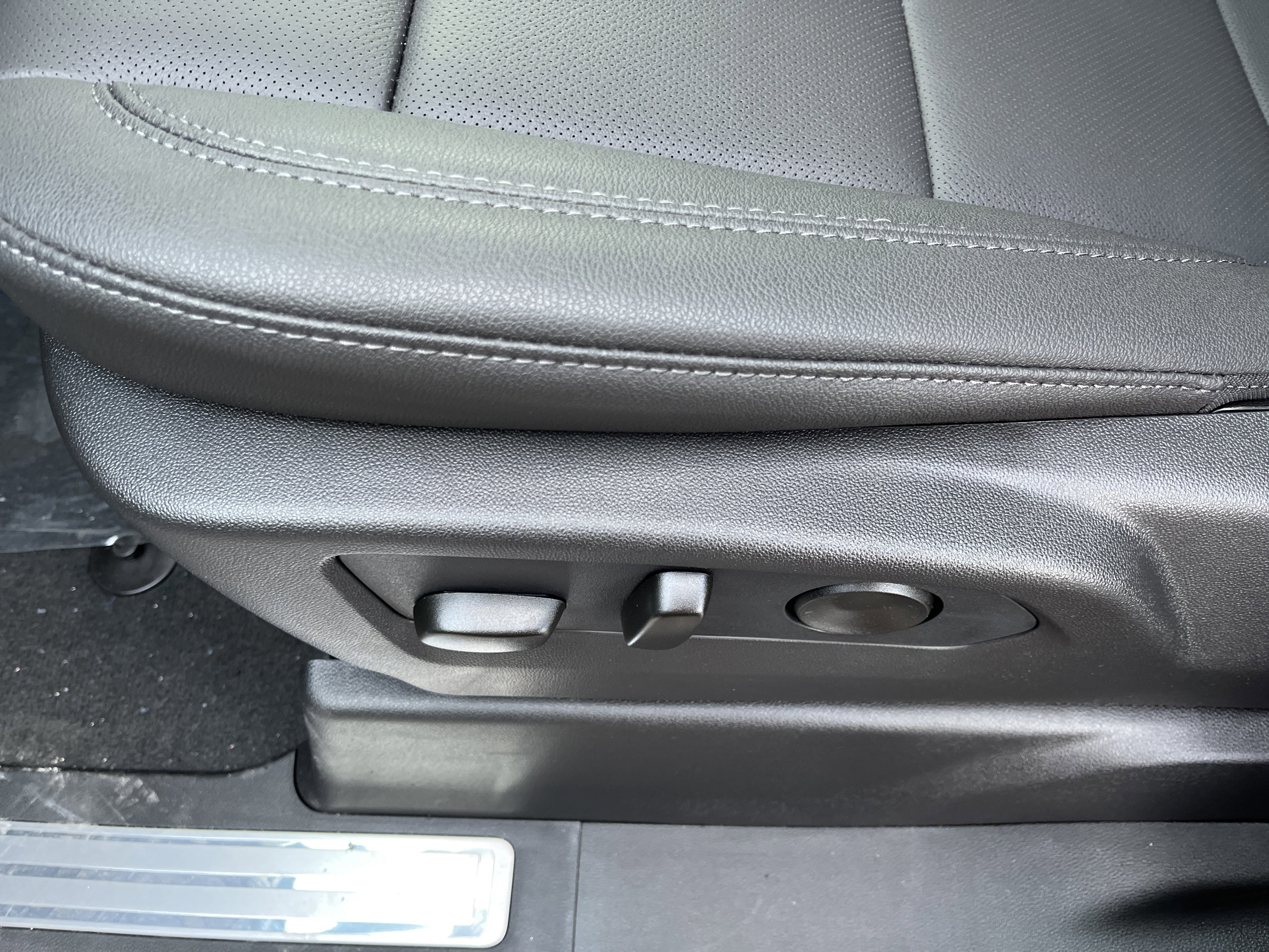 New 2026 Chevrolet Silverado 1500 LTZ image 13