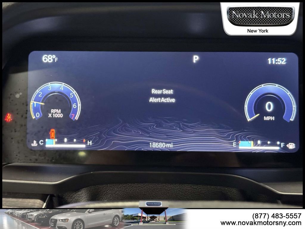 Used 2023 Jeep Grand Cherokee Limited image 21