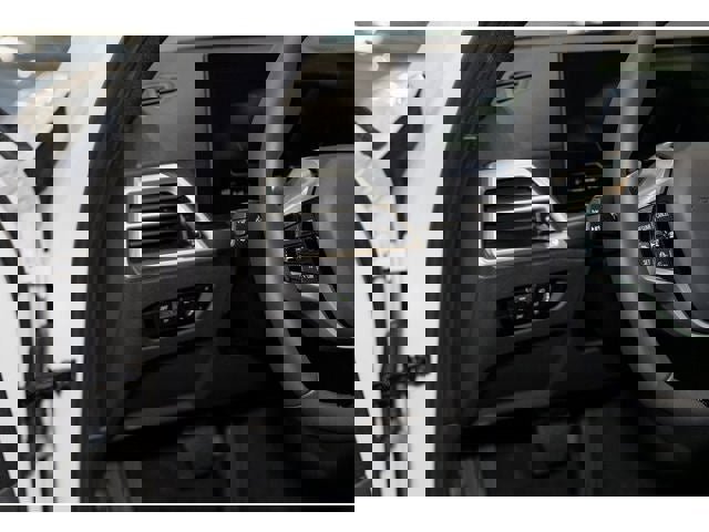 New 2026 BMW 330i xDrive Sedan w/ Premium Package image 54