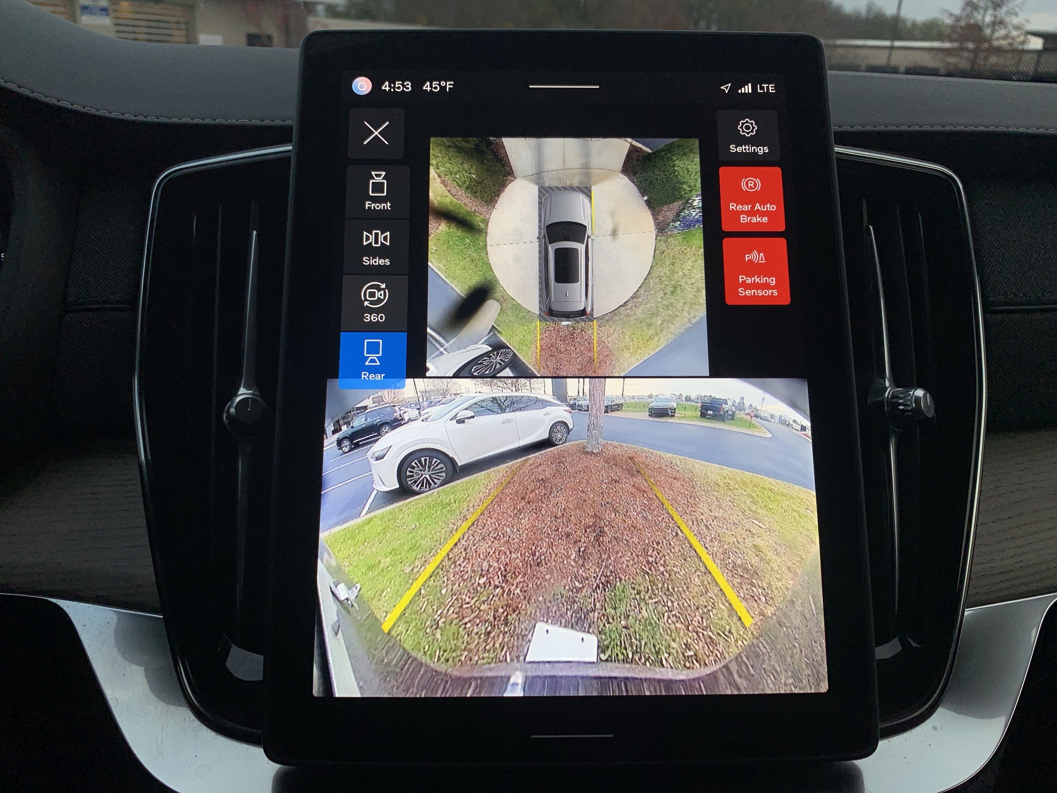 Used 2025 Volvo XC90 B5 Plus image 25