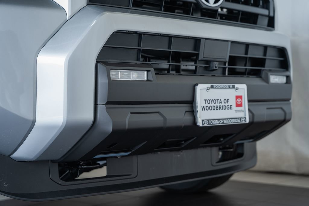 New 2026 Toyota 4Runner SR5 RWD image 10